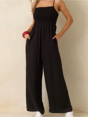 Universal Threads black Jumpsuit
